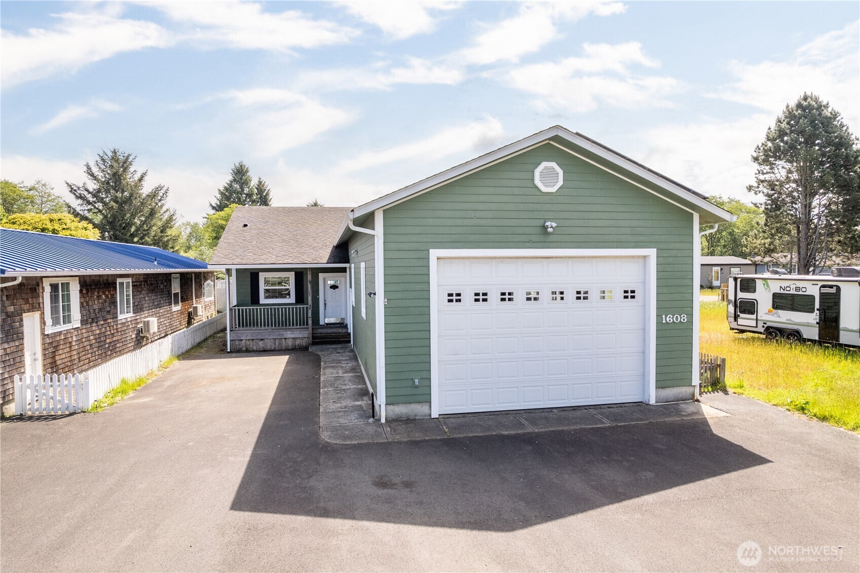 1608 N Washington Avenue Long Beach WA 98631