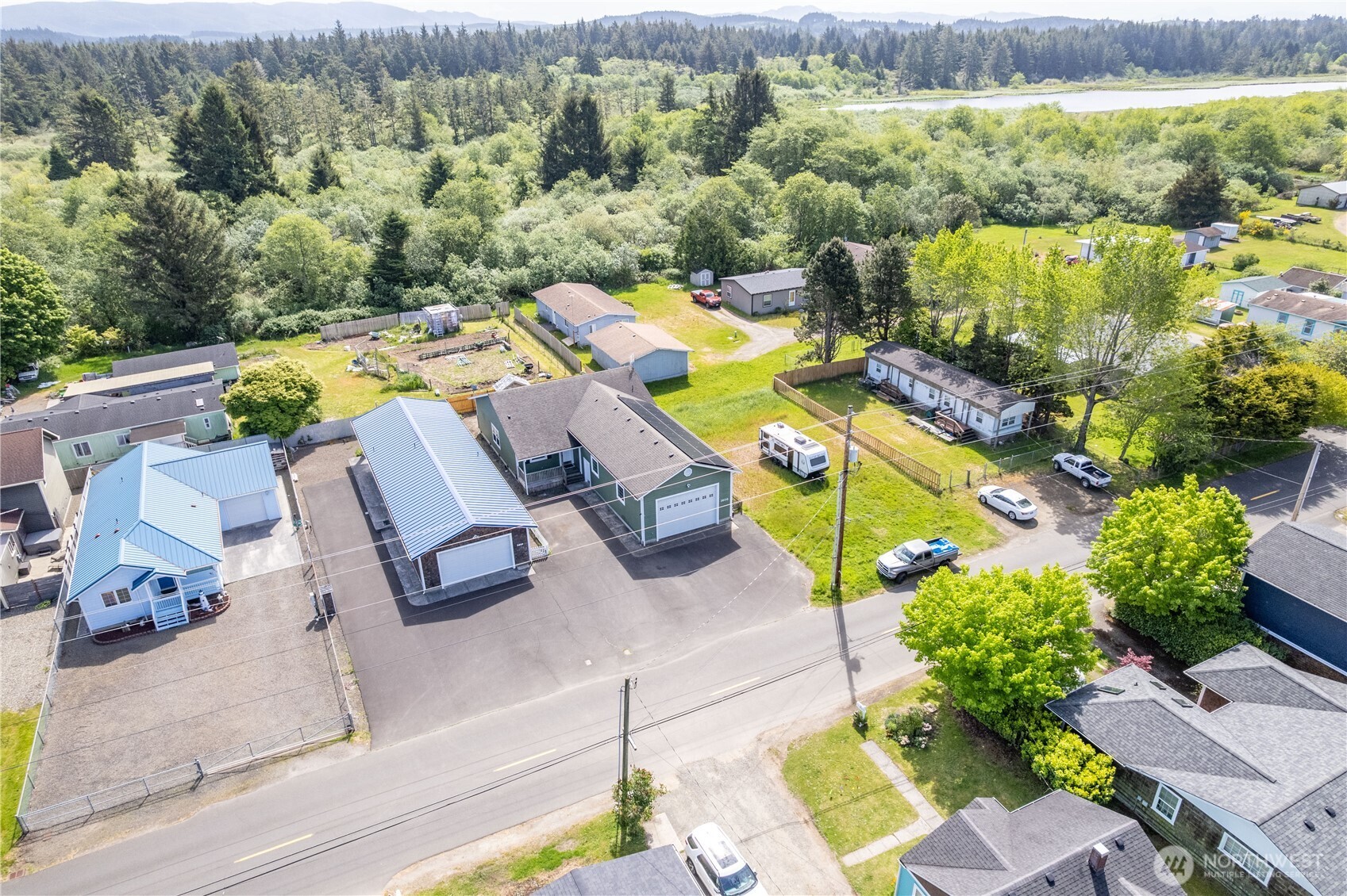 1608 N Washington Avenue Long Beach WA 98631