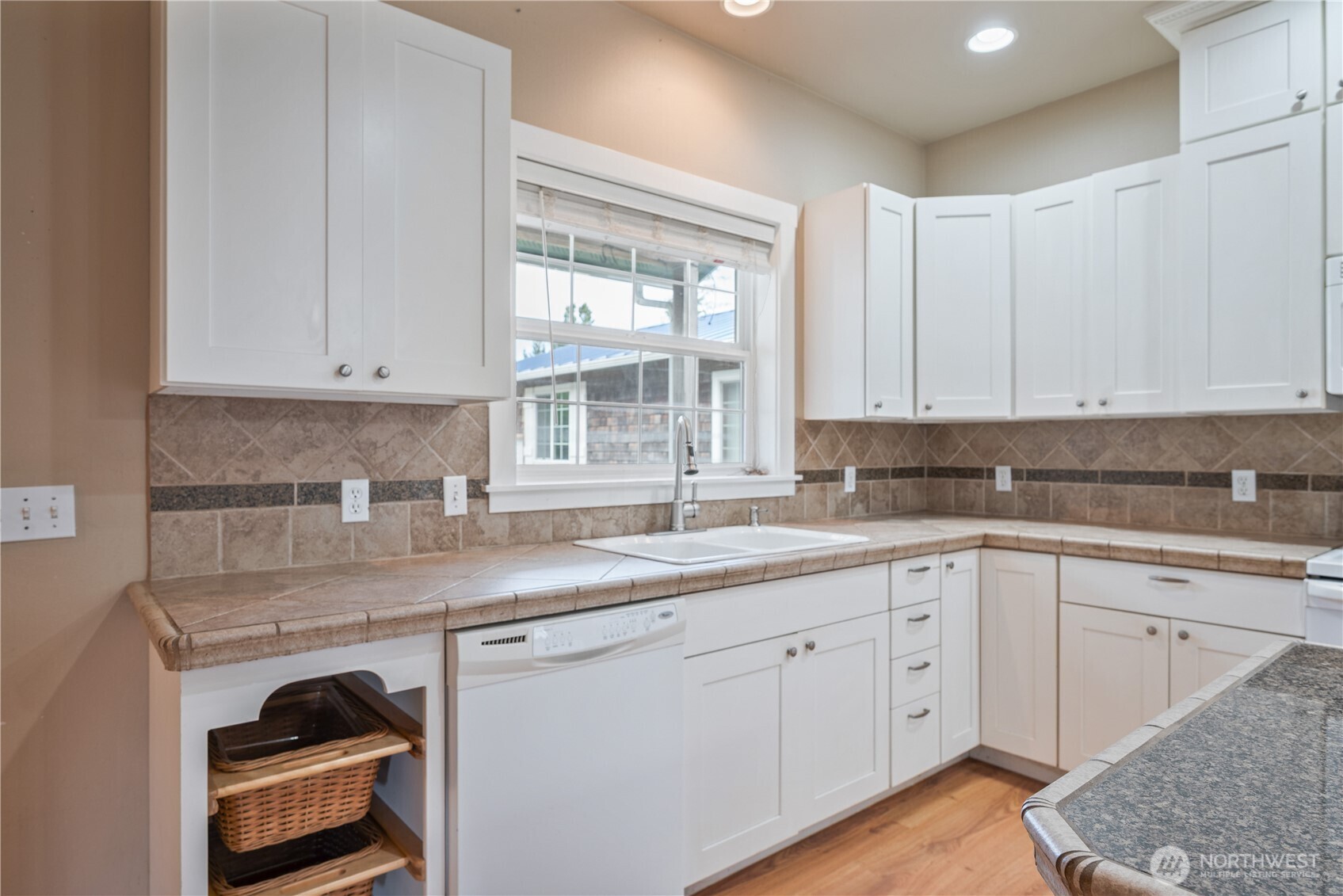 1608 N Washington Avenue Long Beach WA 98631