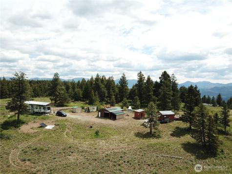 19 Union Ridge Spur Republic WA 99166