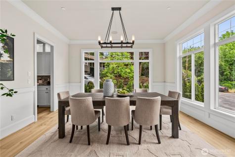 10223 NE 22nd Place Bellevue WA 98004