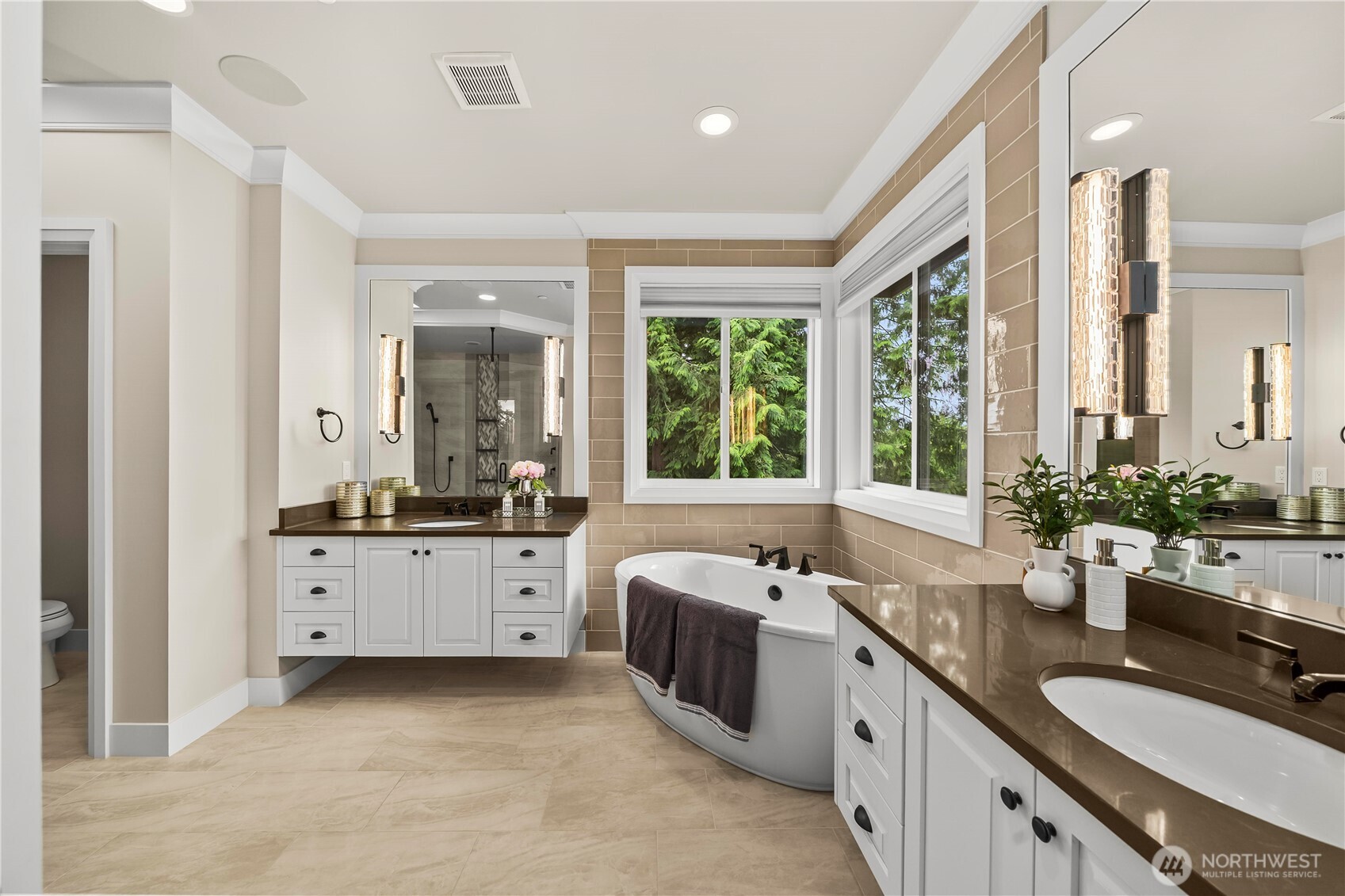 10223 NE 22nd Place Bellevue WA 98004