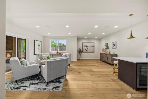 10223 NE 22nd Place Bellevue WA 98004