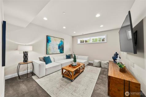 10223 NE 22nd Place Bellevue WA 98004