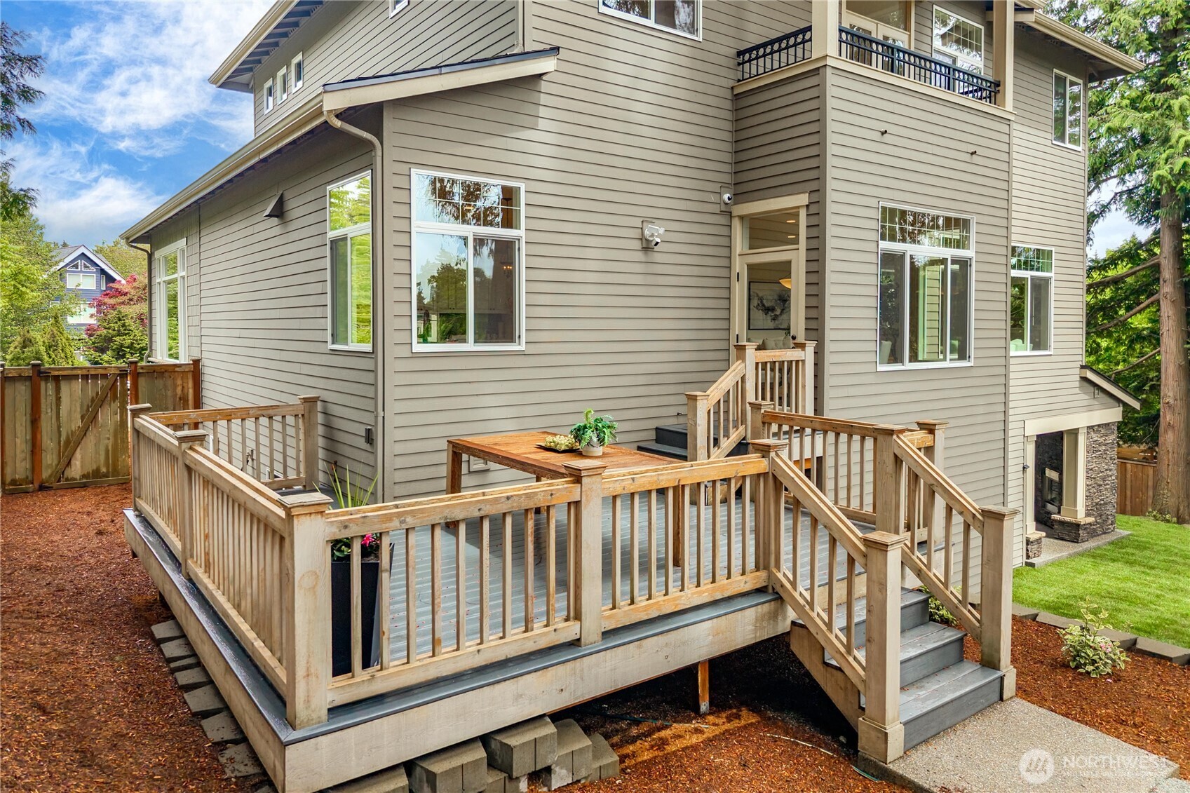 10223 NE 22nd Place Bellevue WA 98004