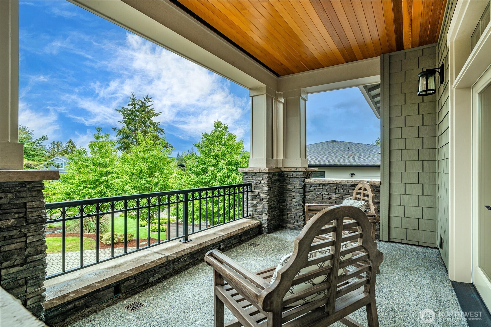 10223 NE 22nd Place Bellevue WA 98004