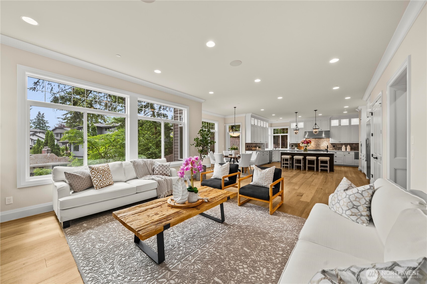 10223 NE 22nd Place Bellevue WA 98004