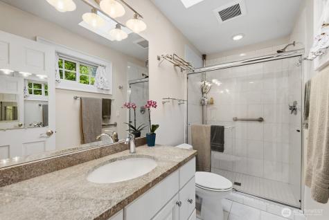 11225 NE 53rd Street Kirkland WA 98033