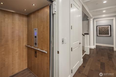 2409 Evergreen Point Road Medina WA 98039