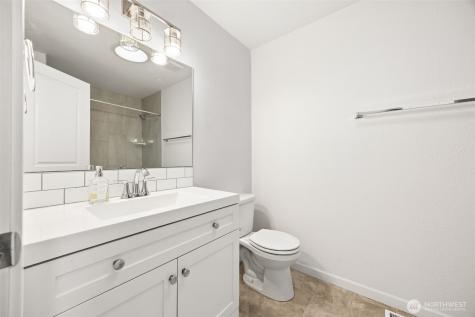 3810 180th Street E Tacoma WA 98446