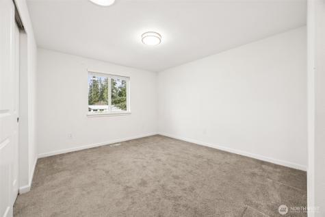 3810 180th Street E Tacoma WA 98446