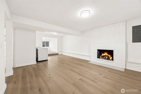 3810 180th Street E Tacoma WA 98446