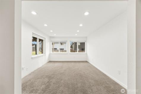 3810 180th Street E Tacoma WA 98446