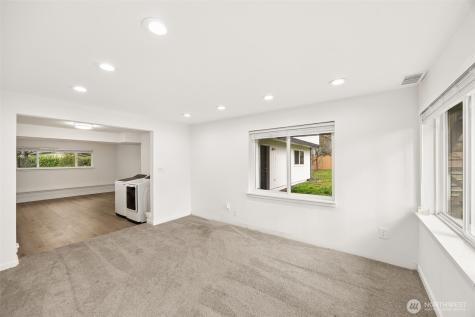 3810 180th Street E Tacoma WA 98446
