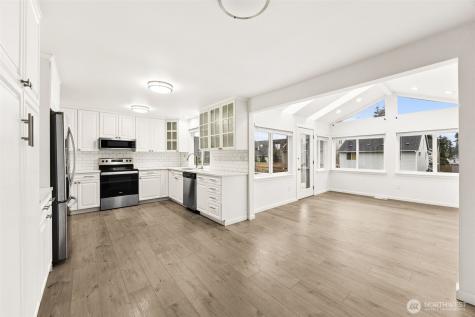 3810 180th Street E Tacoma WA 98446