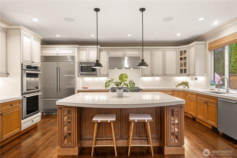 5422 106th Avenue NE Kirkland WA 98033