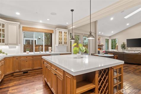 5422 106th Avenue NE Kirkland WA 98033