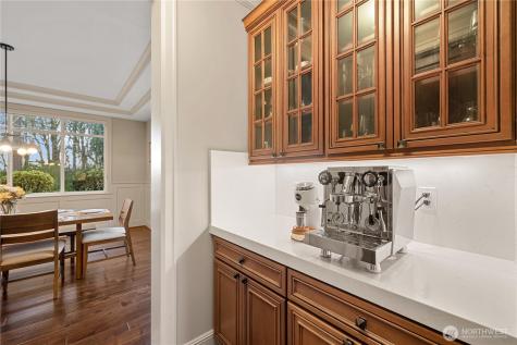 5422 106th Avenue NE Kirkland WA 98033