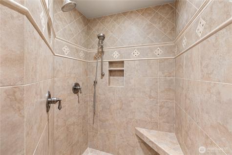 5422 106th Avenue NE Kirkland WA 98033