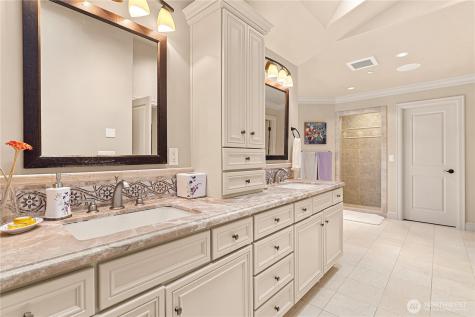 5422 106th Avenue NE Kirkland WA 98033