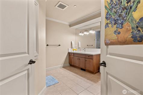 5422 106th Avenue NE Kirkland WA 98033