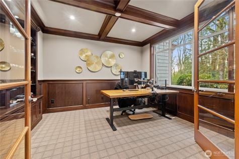 5422 106th Avenue NE Kirkland WA 98033