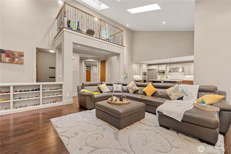 5422 106th Avenue NE Kirkland WA 98033