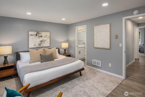 14328 85th Place NE Kirkland WA 98034