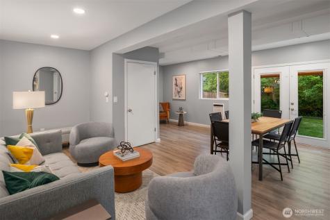 14328 85th Place NE Kirkland WA 98034