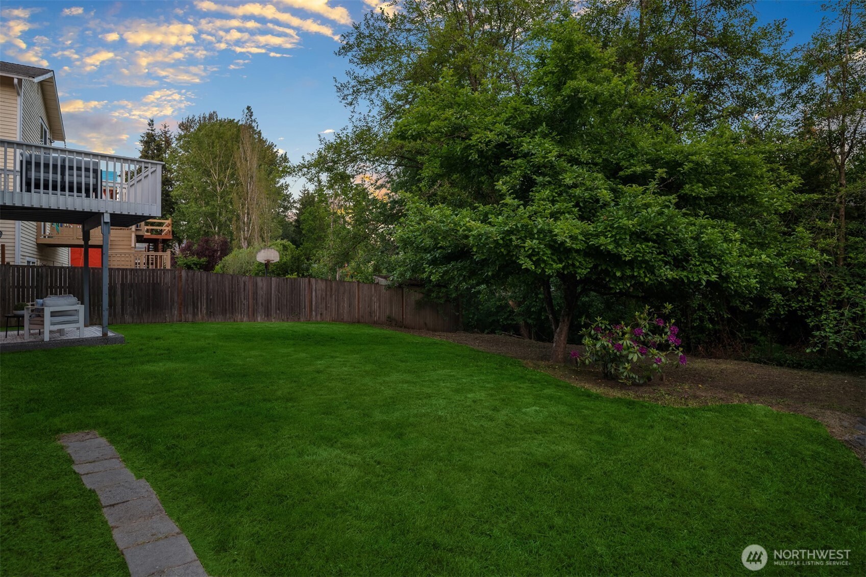 14328 85th Place NE Kirkland WA 98034