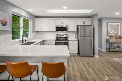 14328 85th Place NE Kirkland WA 98034