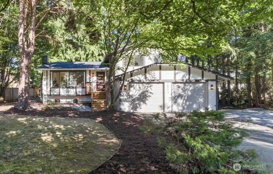 15217 48th Avenue W Edmonds WA 98026