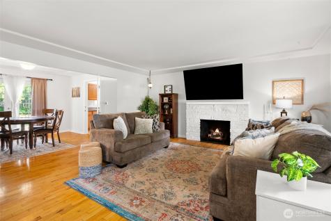 10109 Becker Drive SW Lakewood WA 98499