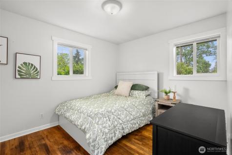 10109 Becker Drive SW Lakewood WA 98499