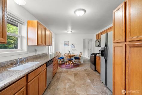 10109 Becker Drive SW Lakewood WA 98499