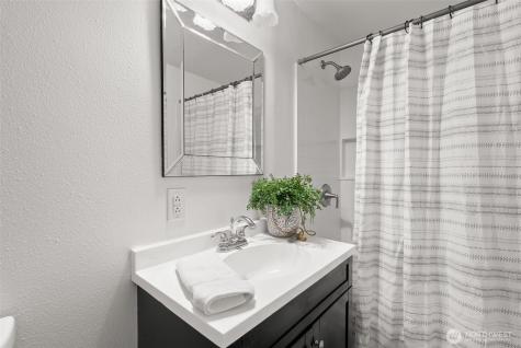 10109 Becker Drive SW Lakewood WA 98499