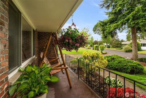 10109 Becker Drive SW Lakewood WA 98499