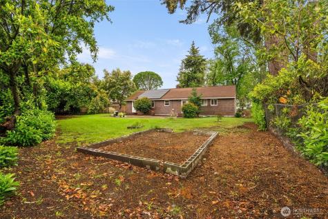 10109 Becker Drive SW Lakewood WA 98499