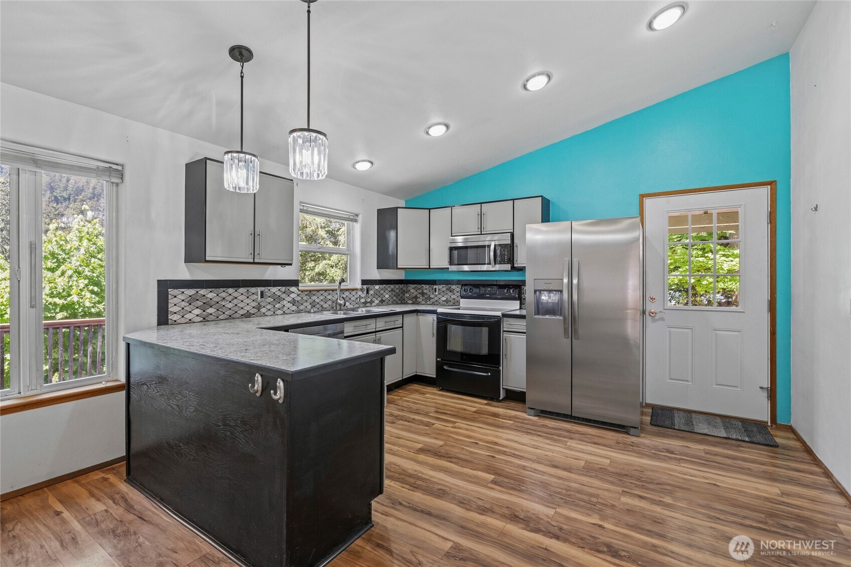 460 Lakeside Drive Sedro Woolley WA 98284
