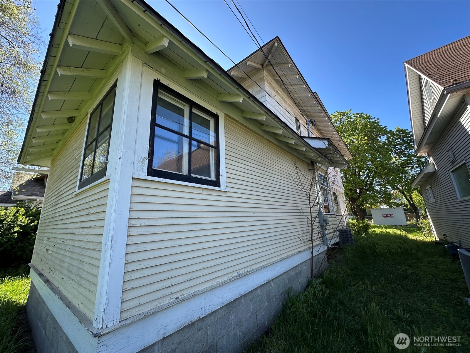 1124 W Mansfield Spokane WA 99205