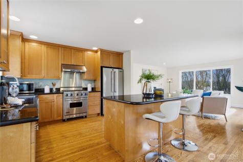 3813 23rd Avenue W Seattle WA 98199