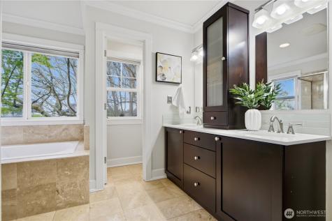 3813 23rd Avenue W Seattle WA 98199