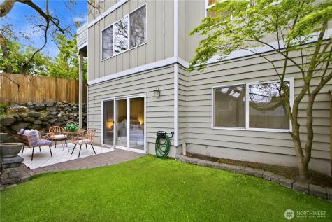 3813 23rd Avenue W Seattle WA 98199