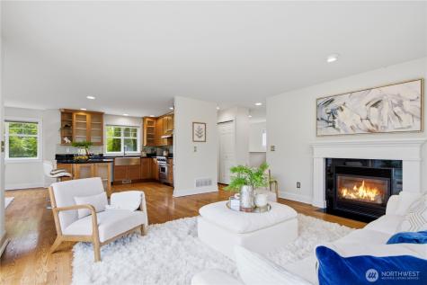3813 23rd Avenue W Seattle WA 98199