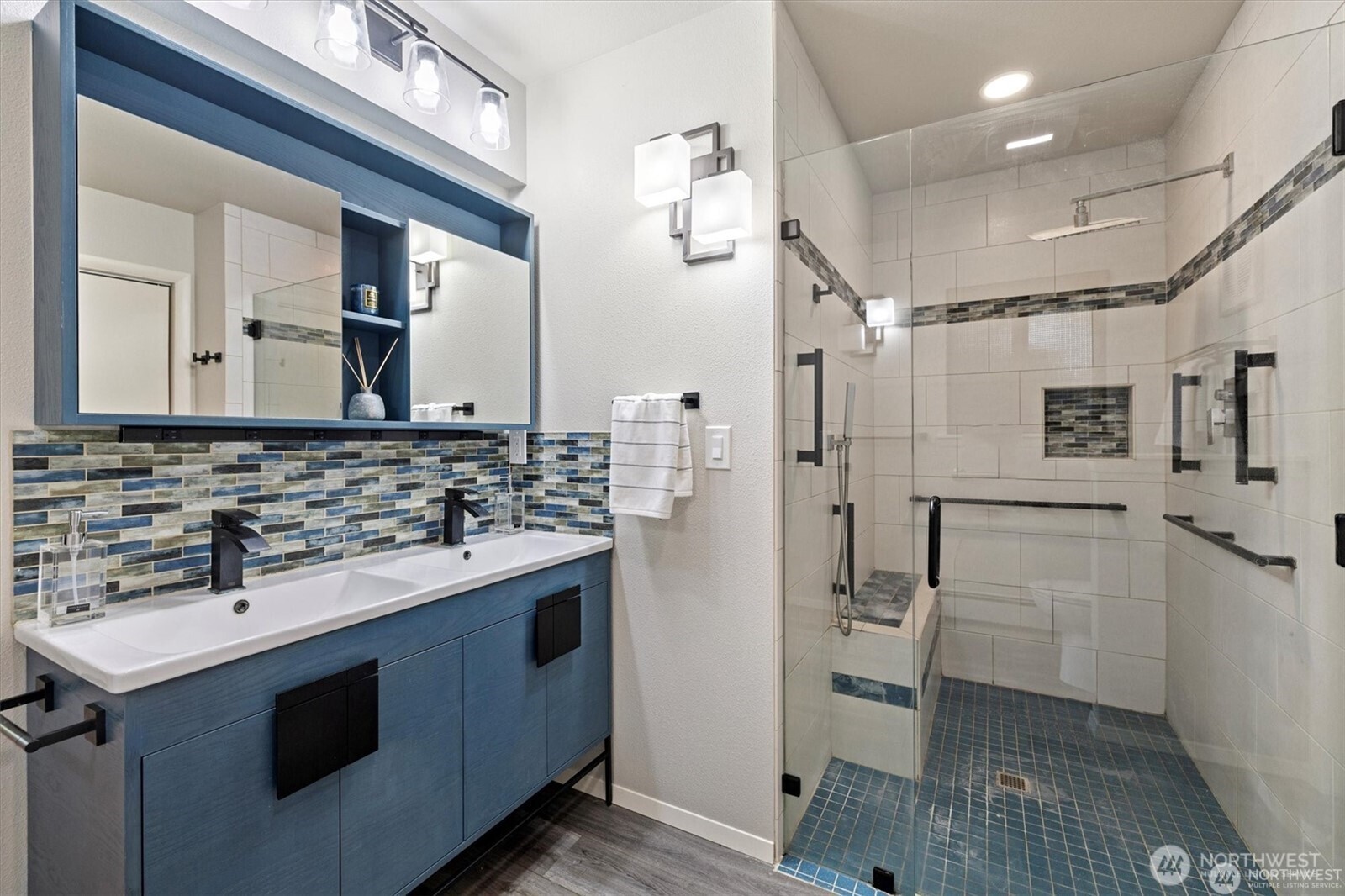 11411 Clovercrest Drive SW Lakewood WA 98499