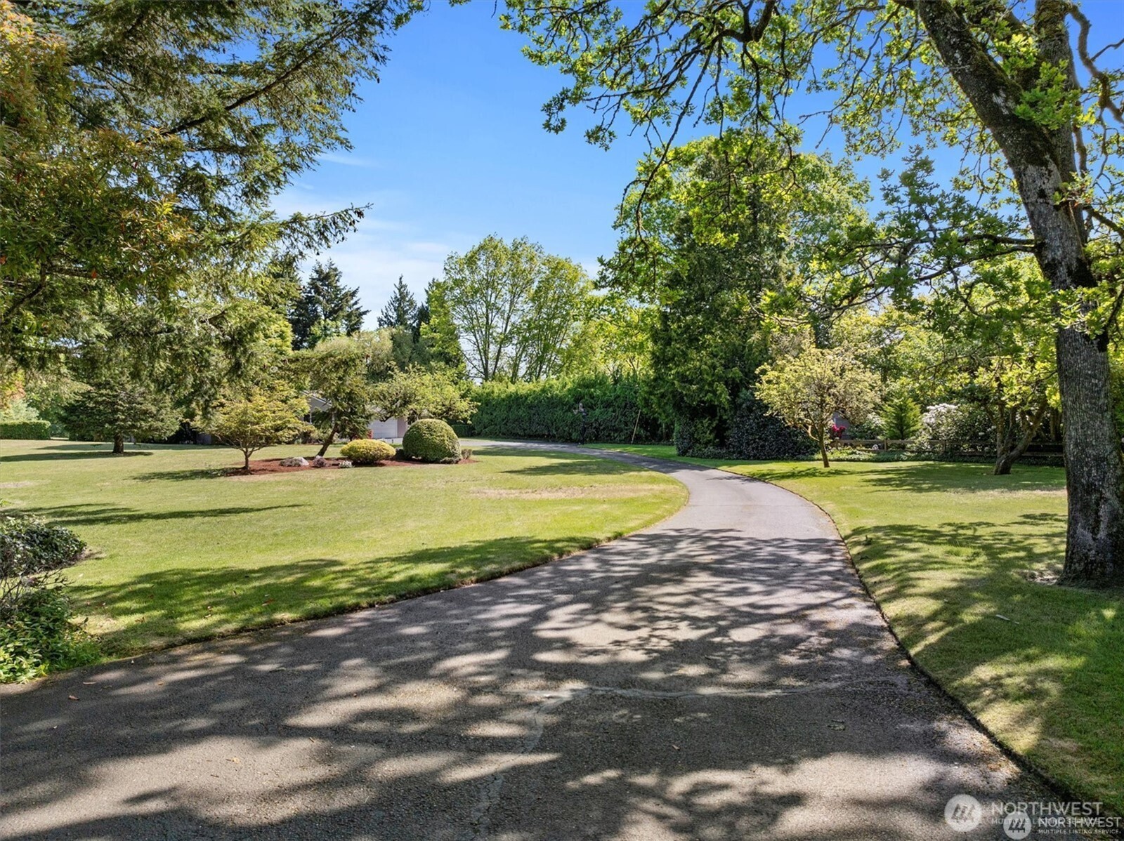 11411 Clovercrest Drive SW Lakewood WA 98499