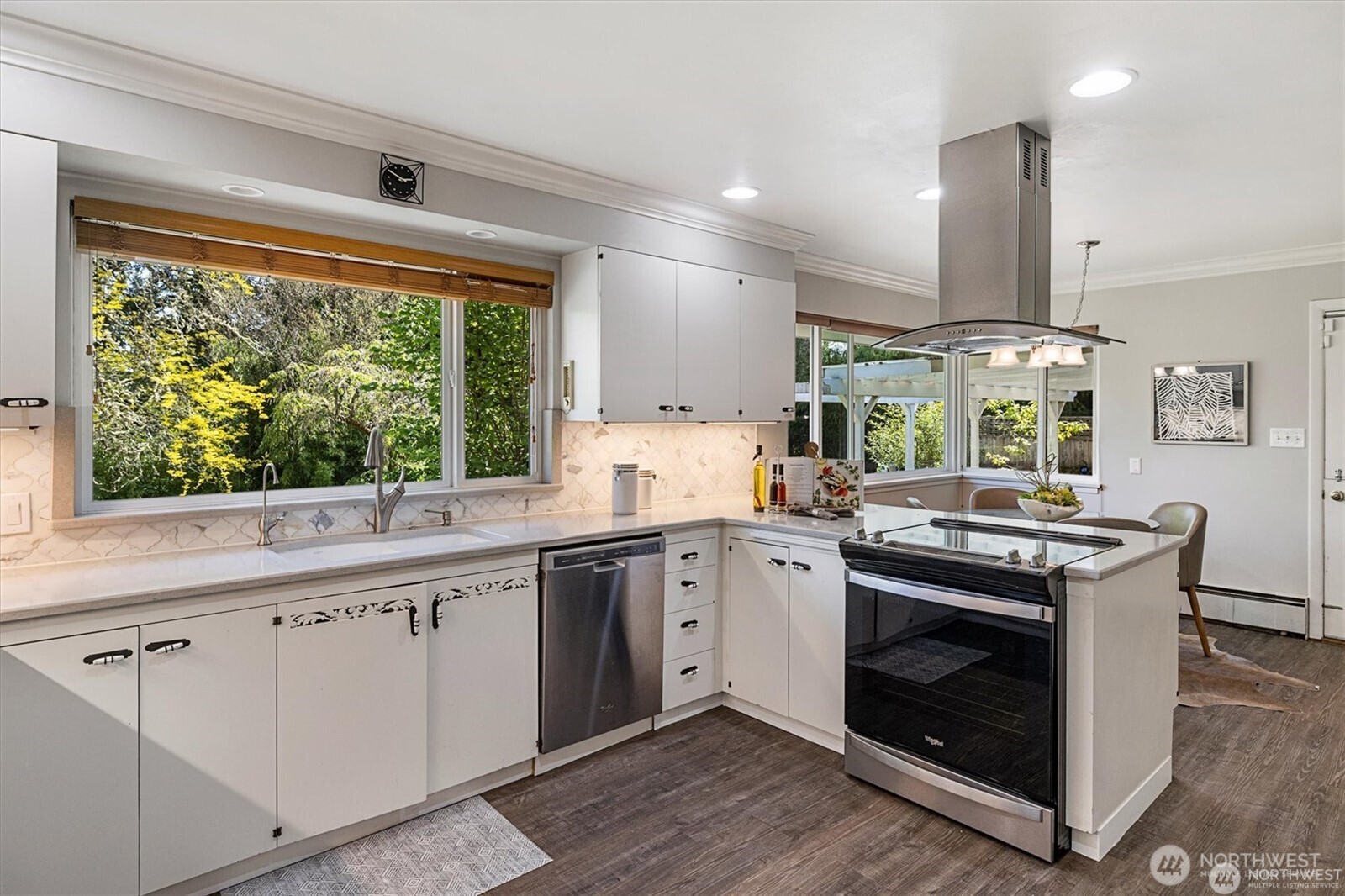 11411 Clovercrest Drive SW Lakewood WA 98499