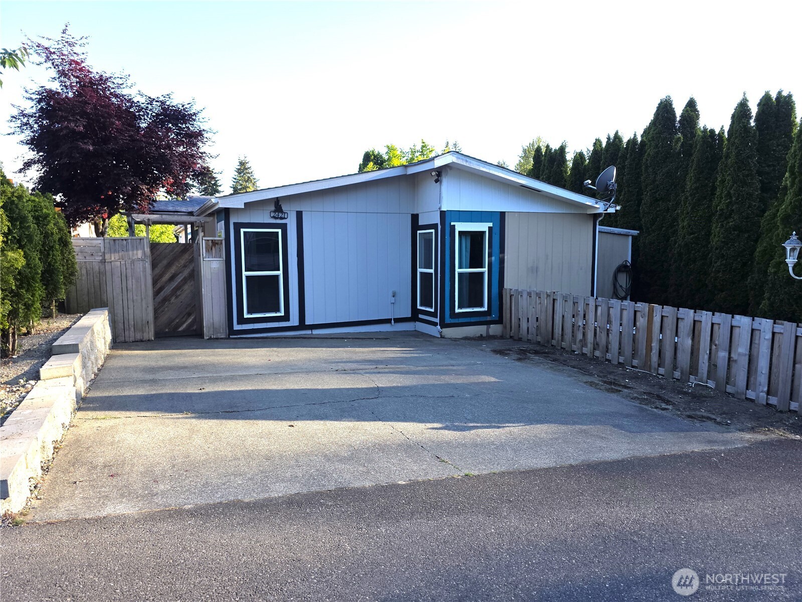 2421 S 370th Place Federal Way WA 98003