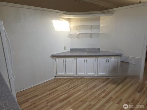2421 S 370th Place Federal Way WA 98003