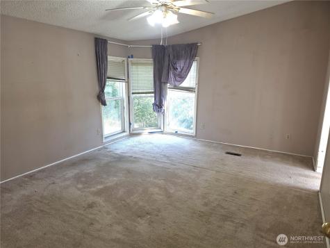 2421 S 370th Place Federal Way WA 98003